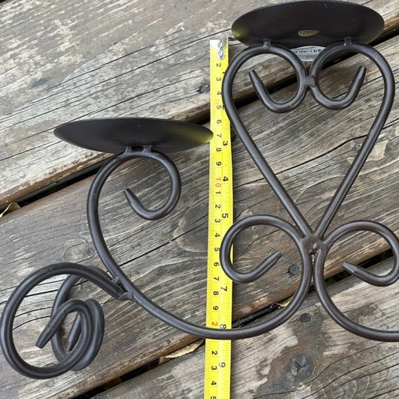 Holder and Candles - Picture 5 of 8